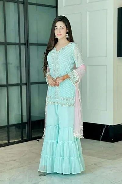 Female Escorts Versova